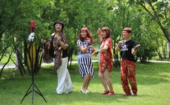 9877美女被虐图片